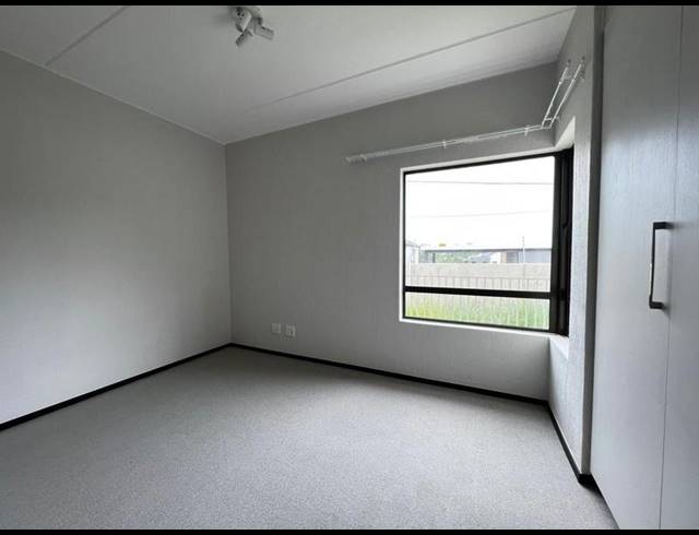 2 BEDROOM PROPERTY TO RENT IN FOURWAYS